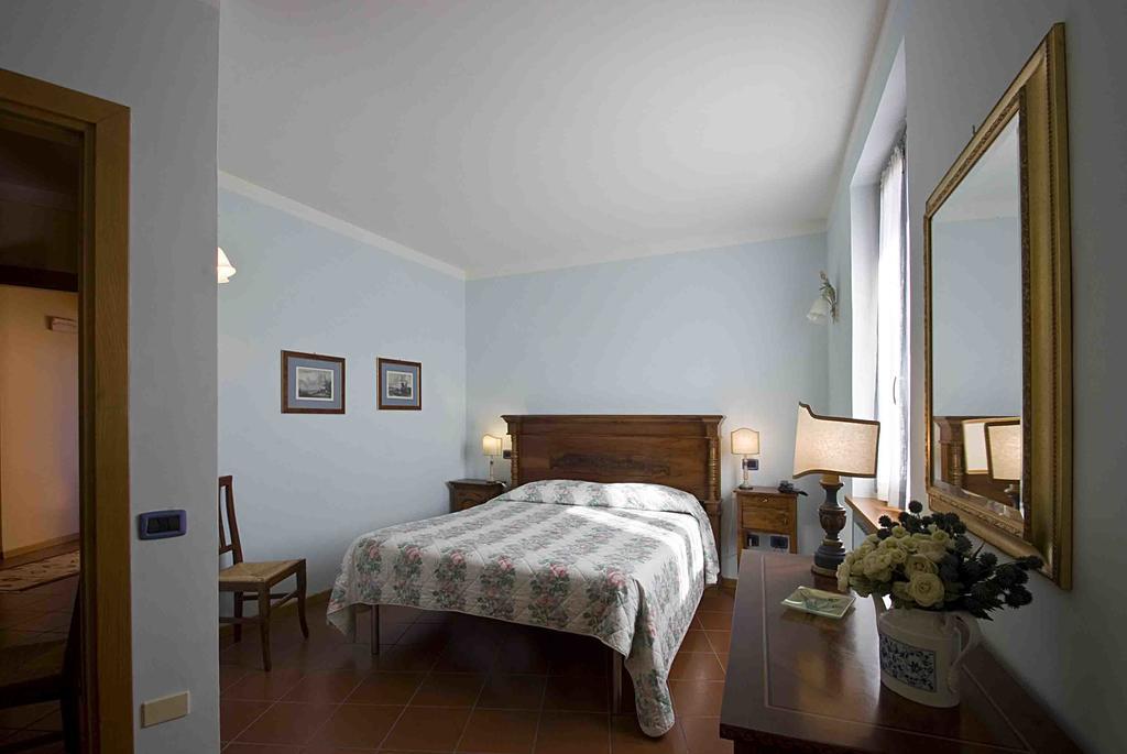 ספולטו Albergo Villa Cristina מראה חיצוני תמונה