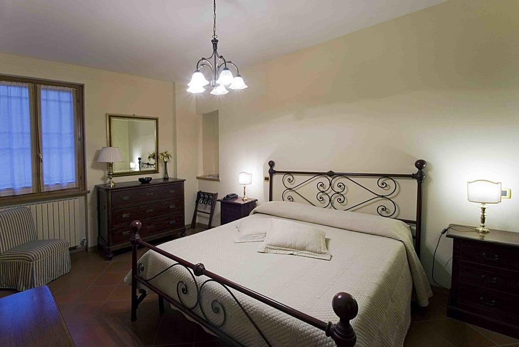 ספולטו Albergo Villa Cristina מראה חיצוני תמונה