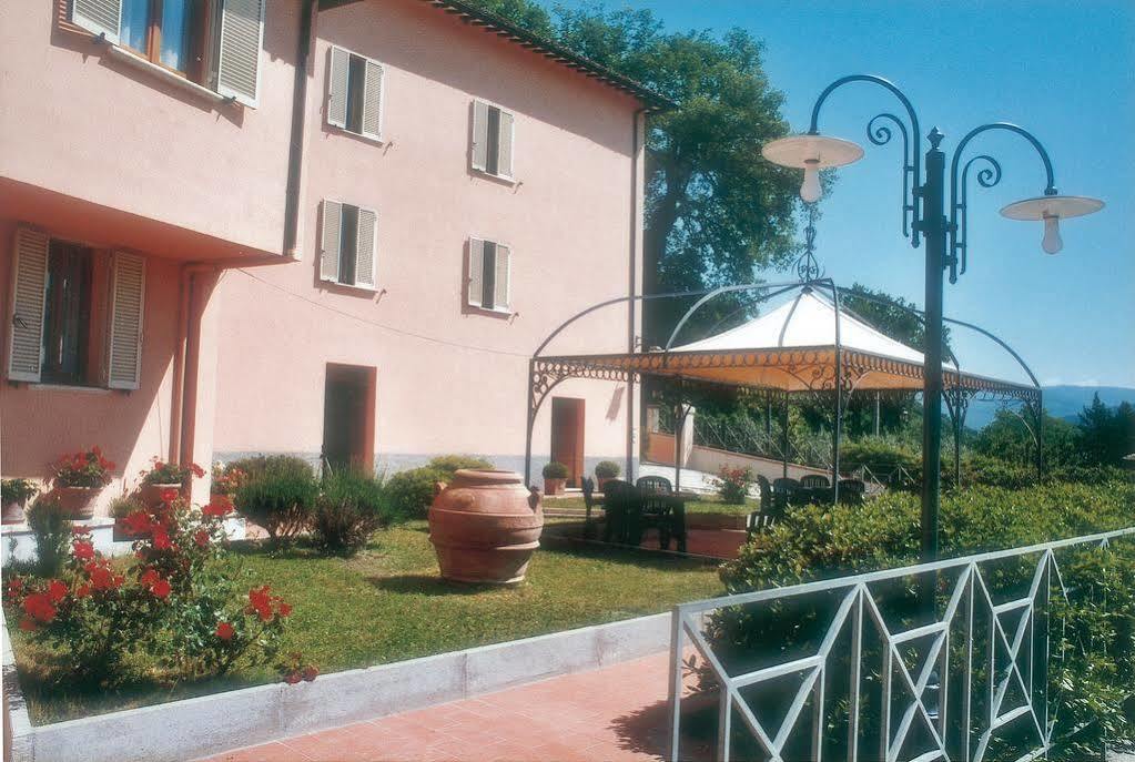 ספולטו Albergo Villa Cristina מראה חיצוני תמונה